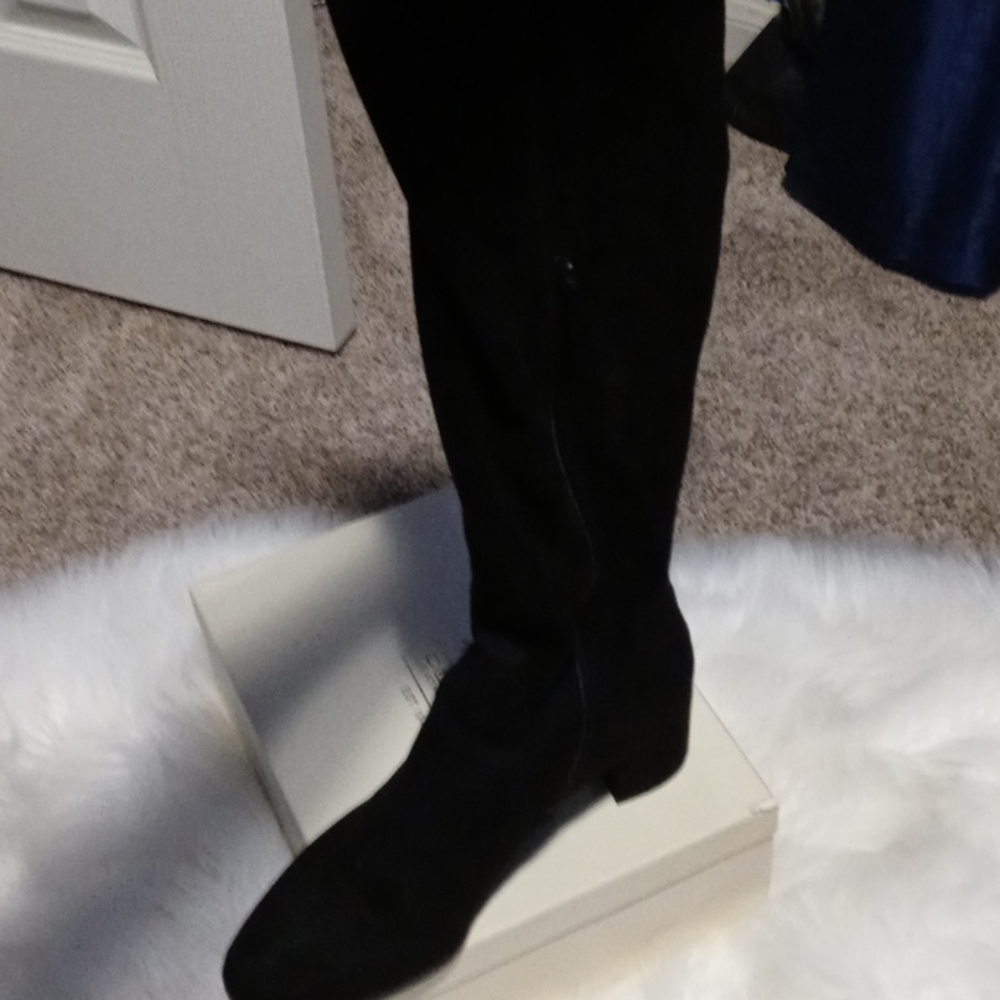 Shoes - Picture 12 of 16